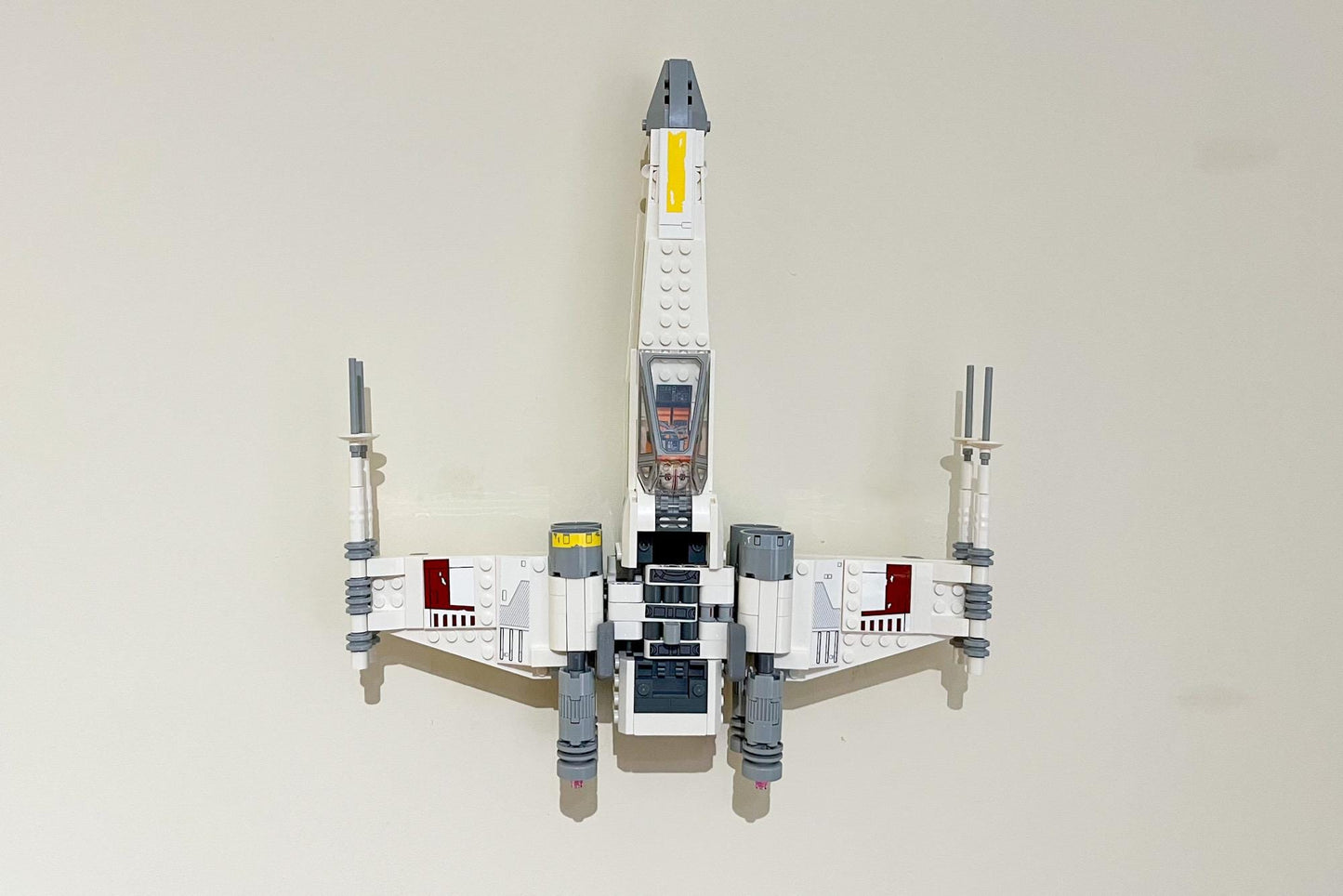 Wall Mount Bracket compatible with LEGO®  Star Wars Luke Skywalker's X Wing Fighter (set 75301)