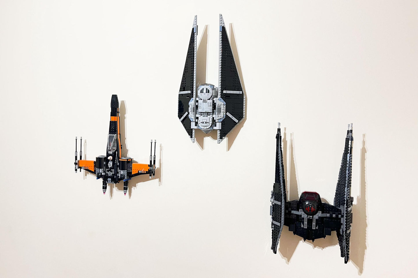 Wall Mount Bracket compatible with LEGO® Star Wars TIE Striker (set 75154) - 3Dudes & Dad