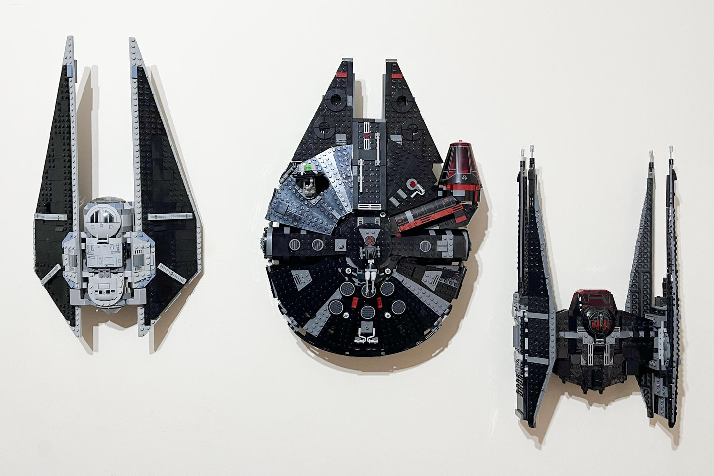 Wall Mount Bracket compatible with LEGO®  Star Wars The Dark Falcon (set 75389) - 3Dudes & Dad